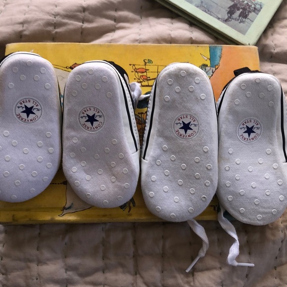 SOLD Baby converse high top shoes 2 & 3 - Picture 7 of 7